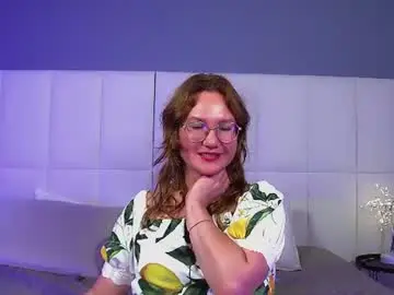 Laramoonlight  live sex cam