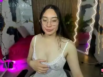 Nanni_tay  live sex cam