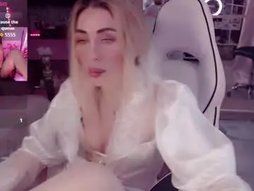 Nicole_g0ld_  live sex cam