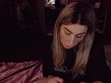 Nicole_g0ld_  live sex cam