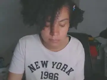 Shayna_cute  live sex cam