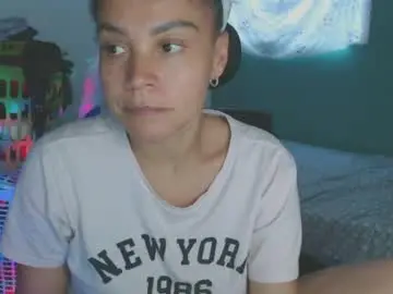 Shayna_cute  live sex cam