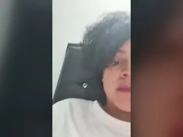 Shayna_cute  live sex cam