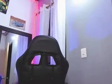 Veronica_118  live sex cam