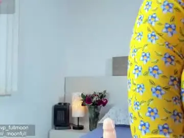 _fullmoon  live sex cam