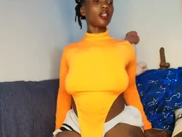 Ebonycandymelani  live sex cam