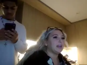 Ellieplaysxo  live sex cam