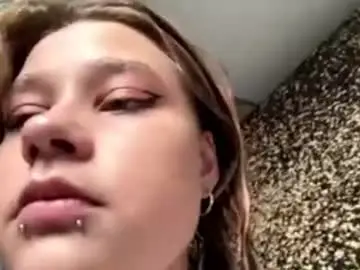 Hildeconery  live sex cam