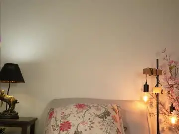 Honeyyykate  live sex cam