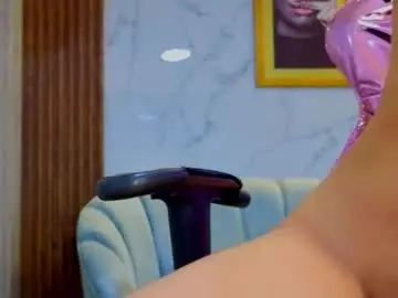 Karlly_s  live sex cam