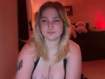 Lizz44887  live sex cam