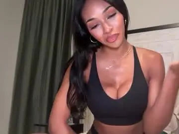 Noodsovernudes  live sex cam