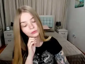 Sirenabloom  live sex cam