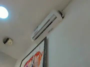 Zoebrowns  live sex cam