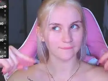 Barbieee_doll  live sex cam