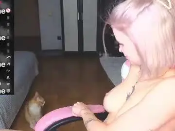Barbieee_doll  live sex cam