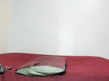 Cumslayer19  live sex cam