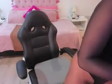 Ebony_fantasy2  live sex cam