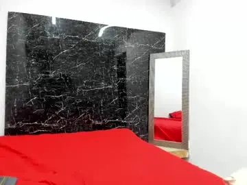 Maddie_01  live sex cam