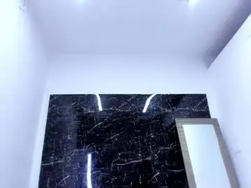 Maddie_01  live sex cam