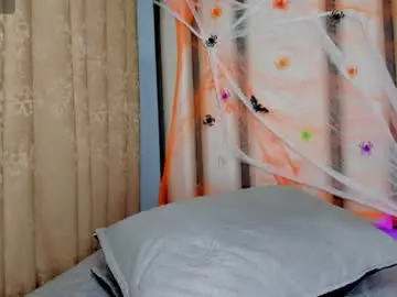 Maddie_01  live sex cam