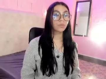 Saraa_taylor1  live sex cam