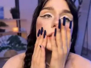 Secrettapee  live sex cam