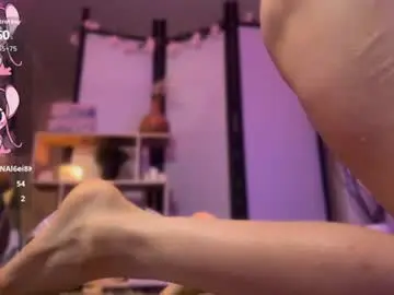 Secrettapee  live sex cam