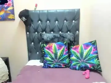 Temptressqeen  live sex cam