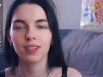 Bernettaloukanis  live sex cam