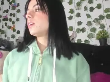 Elly_thompson  live sex cam