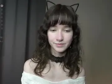 Indiramcclamroch  live sex cam