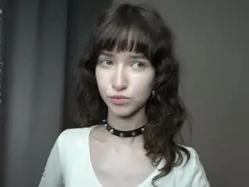 Indiramcclamroch  live sex cam