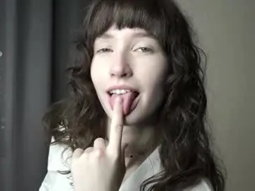 Indiramcclamroch  live sex cam