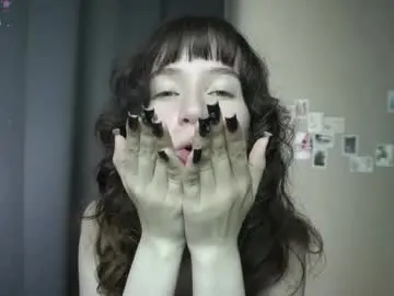 Indiramcclamroch  live sex cam