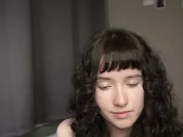 Indiramcclamroch  live sex cam