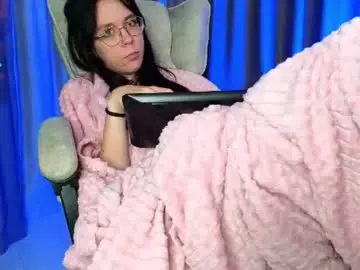 Karinabolgaria  live sex cam