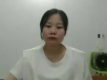 Kitti_baby2x  live sex cam