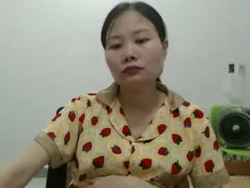 Kitti_baby2x  live sex cam