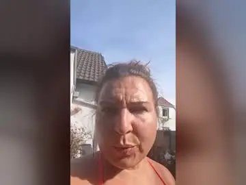 Ladyfrenchlatinasoftdom  live sex cam