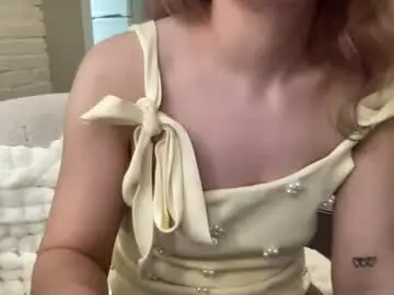 Lilly_adams88  live sex cam