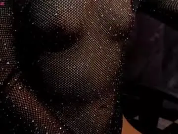 Mia_collins_b  live sex cam