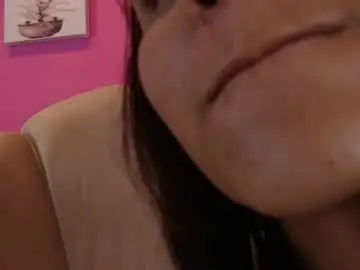 Miajhonsonx  live sex cam