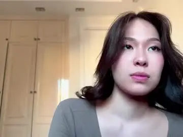 Nievesshippey  live sex cam