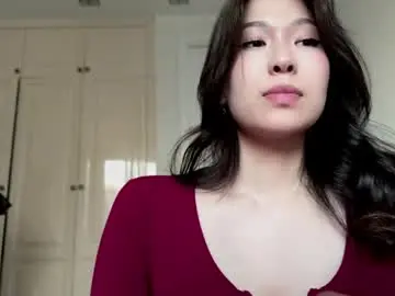 Nievesshippey  live sex cam