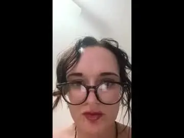 Saltkat  live sex cam