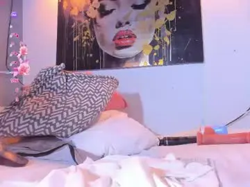 Sarayhornyy69  live sex cam
