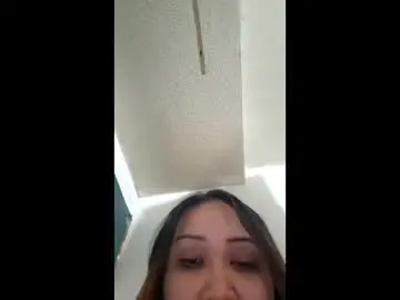 Sexy182687  live sex cam