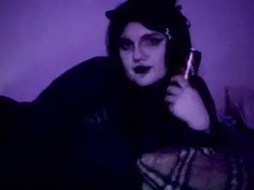 Sundaygoth  live sex cam