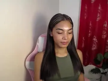 Sweet_trishaxx  live sex cam